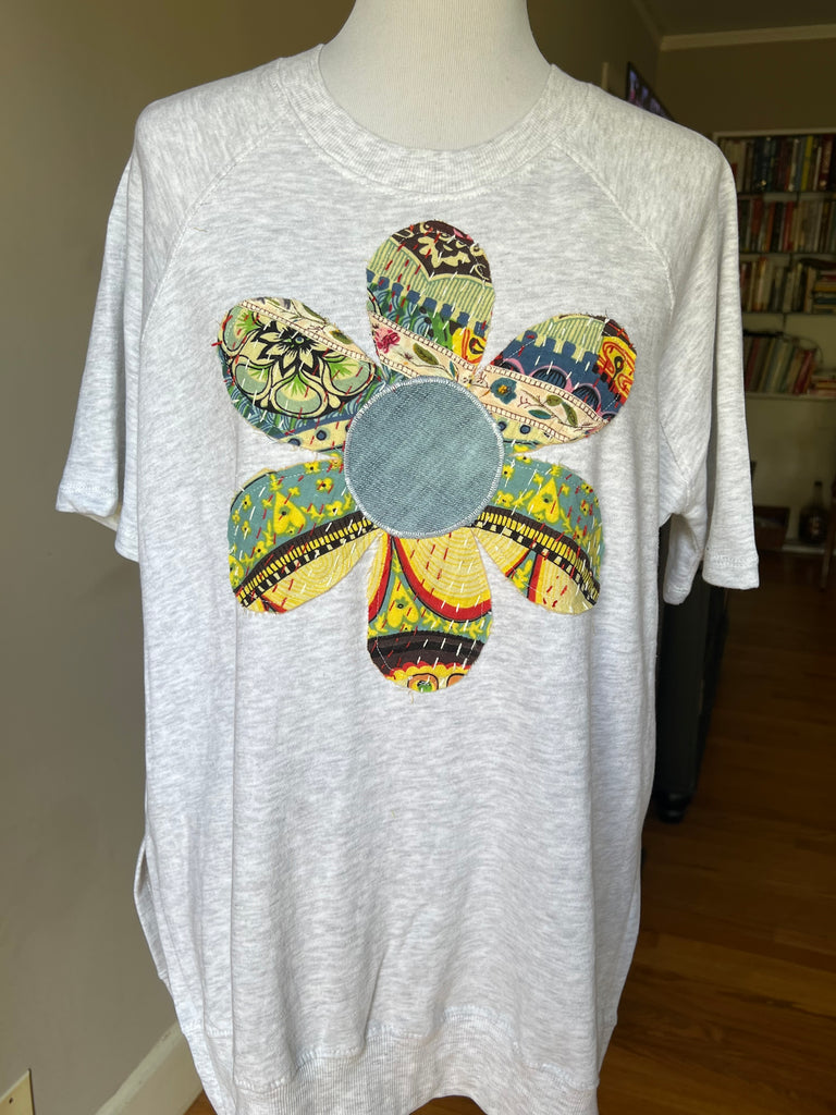 Flower Short Sleeve Sweatshirt